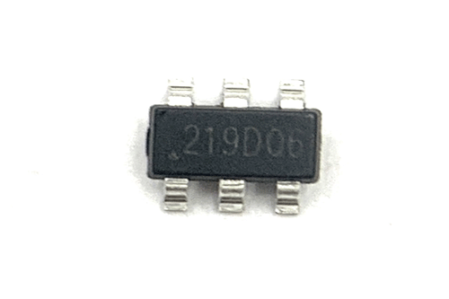 HT7712 4.5V~18V輸入，2.5A同步降壓變換器